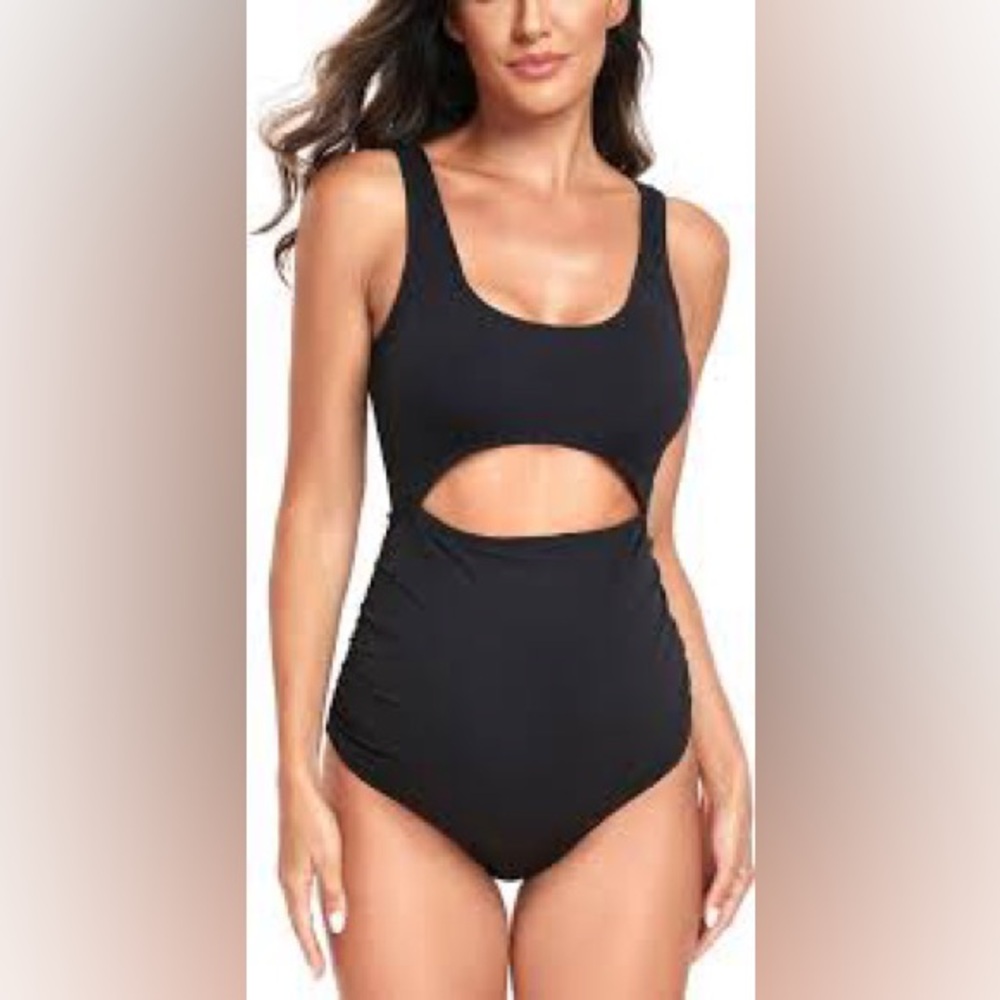 NWT East Elegant sS Blk maternity one piece-ribbed-cut out-removable bra cups
